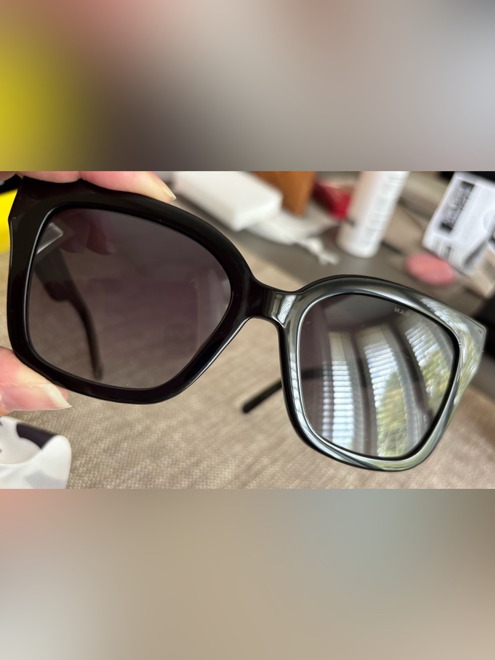 Marc Jacobs Women’s Black Raised Logo Temple Sunglasses